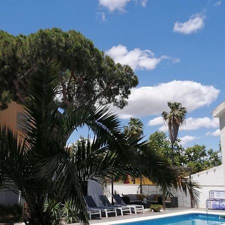 Belvilla By Oyo Blissful Villa With Private Pool Isola Cristina Esterno foto
